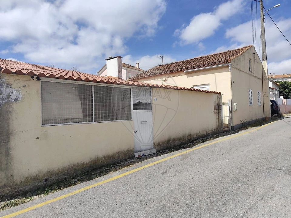 Moradia T4 para Venda em Loures Foto 5