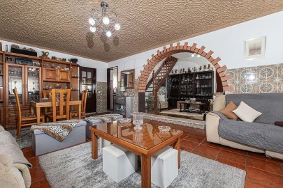 Moradia T7 para Venda em Vimeiro