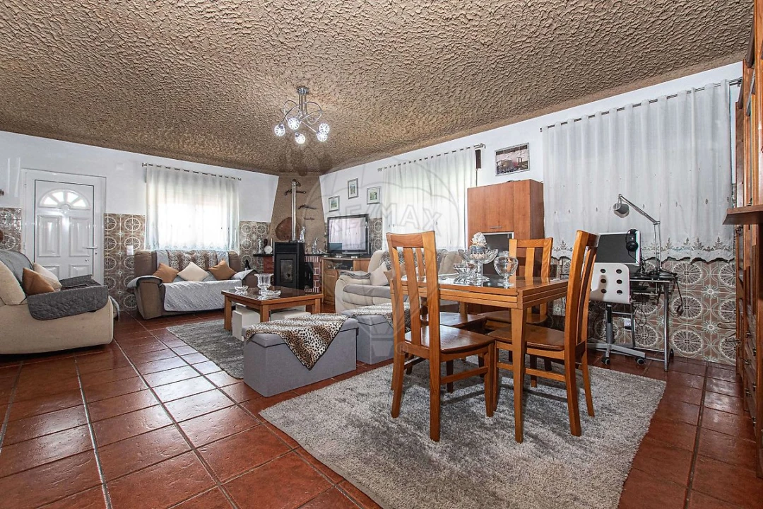 Moradia T7 para Venda em Vimeiro Foto 20