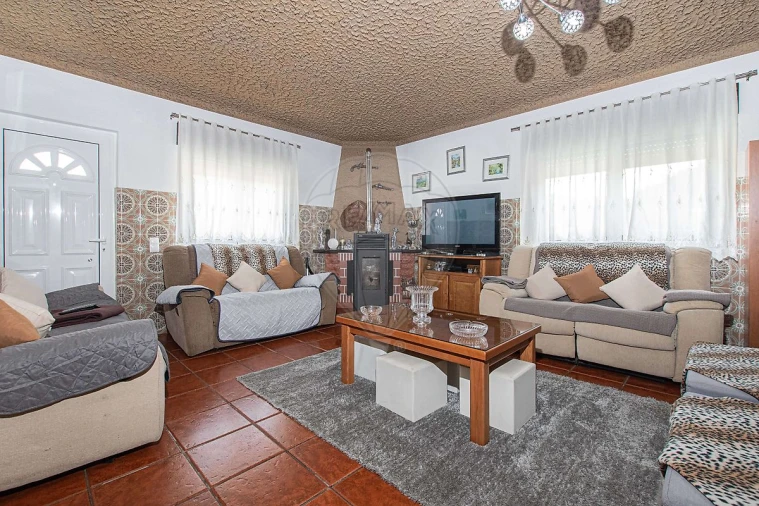 Moradia T7 para Venda em Vimeiro Foto 22