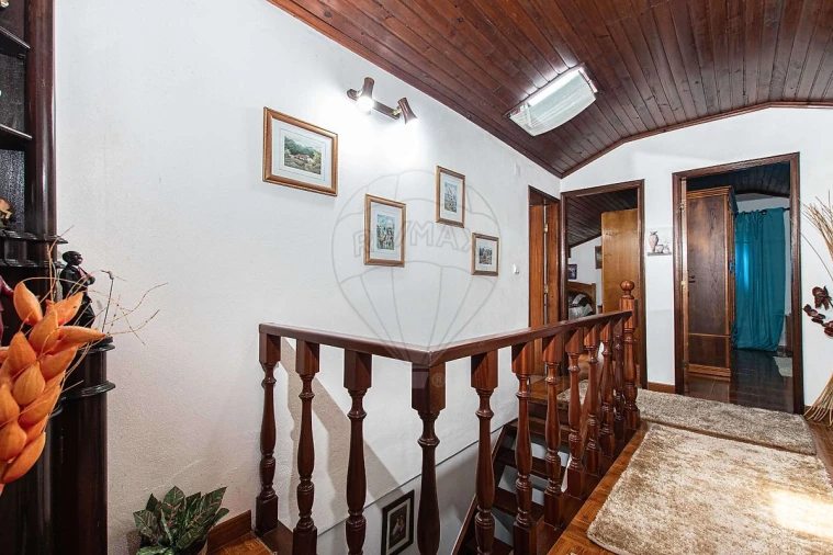 Moradia T7 para Venda em Vimeiro Foto 31