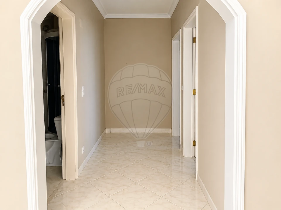 Apartamento T3 para Arrendamento em Alfragide Foto 7