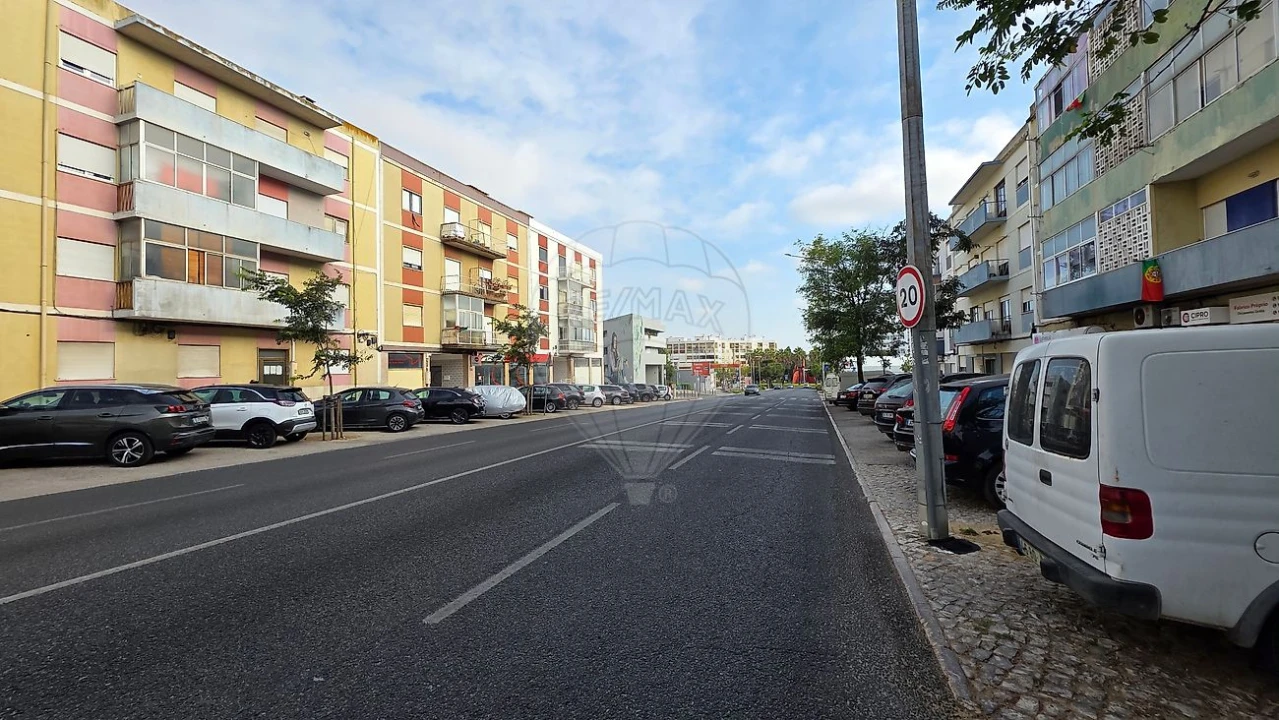 Apartamento T3 para Venda em União das Freguesias de Setúbal Foto 18