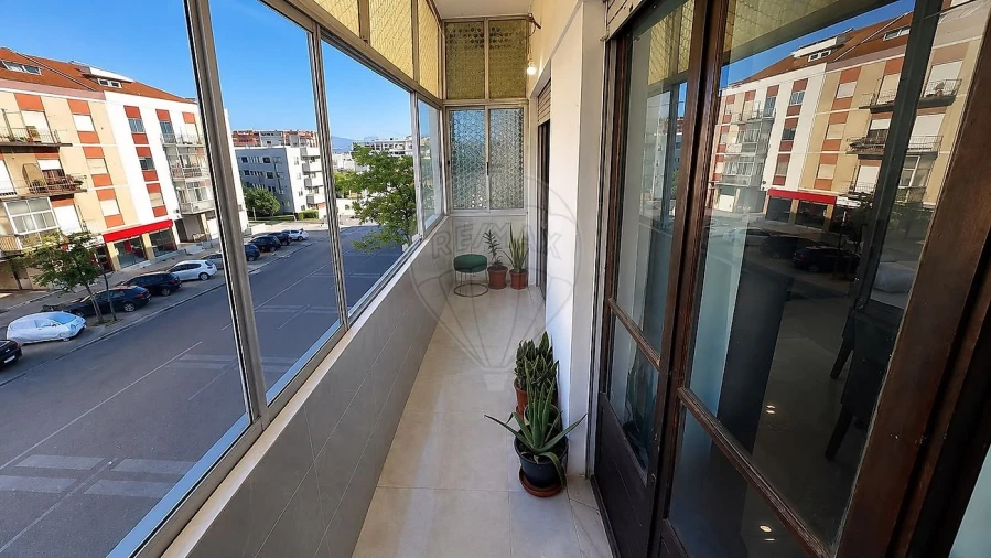Apartamento T3 para Venda em União das Freguesias de Setúbal Foto 14