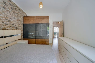 Apartamento T2 para Venda em Castanheira do Ribatejo e Cachoeiras