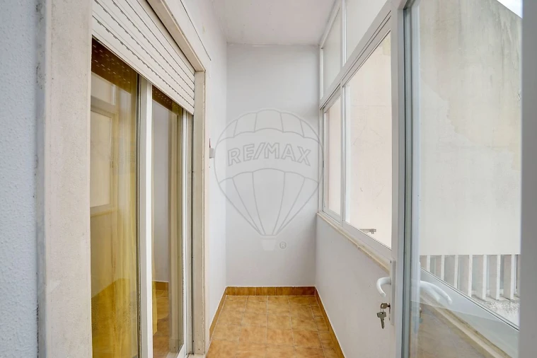 Apartamento T2 para Venda em Castanheira do Ribatejo e Cachoeiras Foto 8