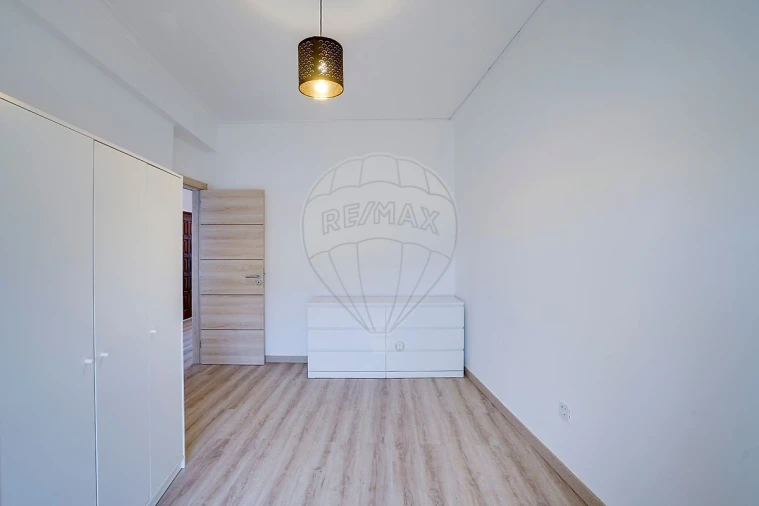Apartamento T2 para Venda em Castanheira do Ribatejo e Cachoeiras Foto 14
