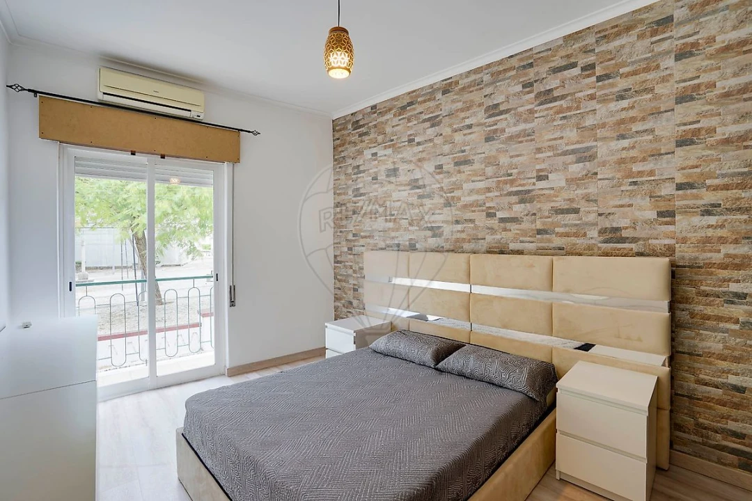 Apartamento T2 para Venda em Castanheira do Ribatejo e Cachoeiras Foto 10