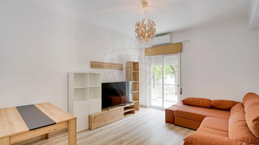 Apartamento T2 para Venda em Castanheira do Ribatejo e Cachoeiras