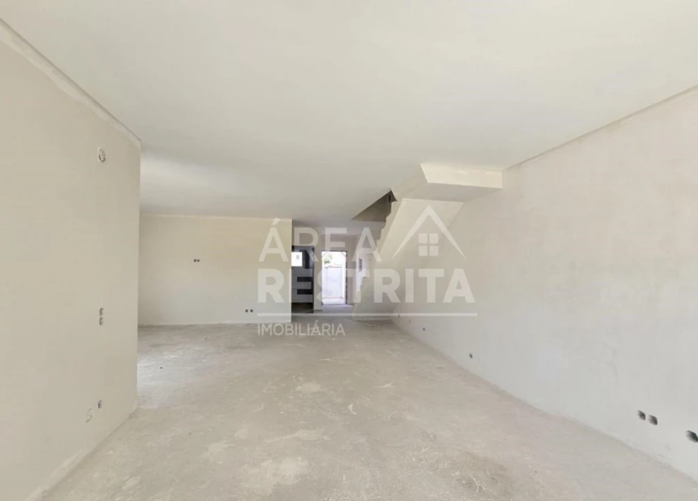Moradia T4 para Venda em Fernao Ferro Foto 15