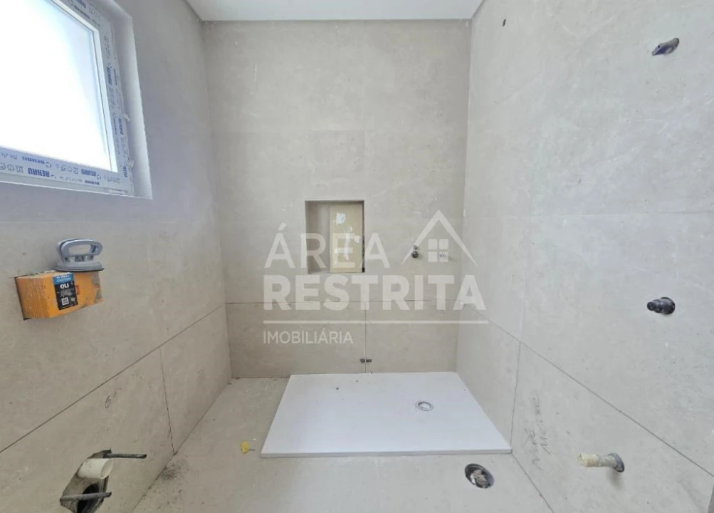 Moradia T4 para Venda em Fernao Ferro Foto 33