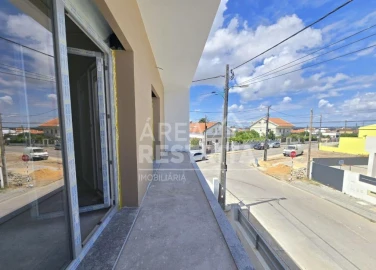 Moradia T4 para Venda em Fernao Ferro