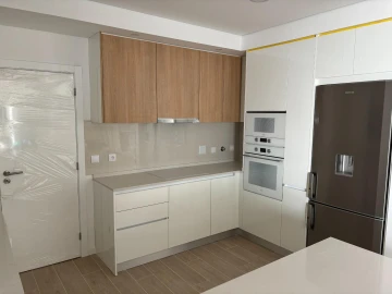 Moradia T2 para Venda em Fernao Ferro