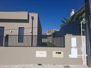 Moradia T4 para Venda em União das Freguesias de Setúbal