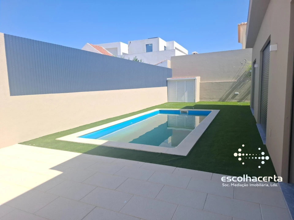 Moradia T4 para Venda em União das Freguesias de Setúbal Foto 11