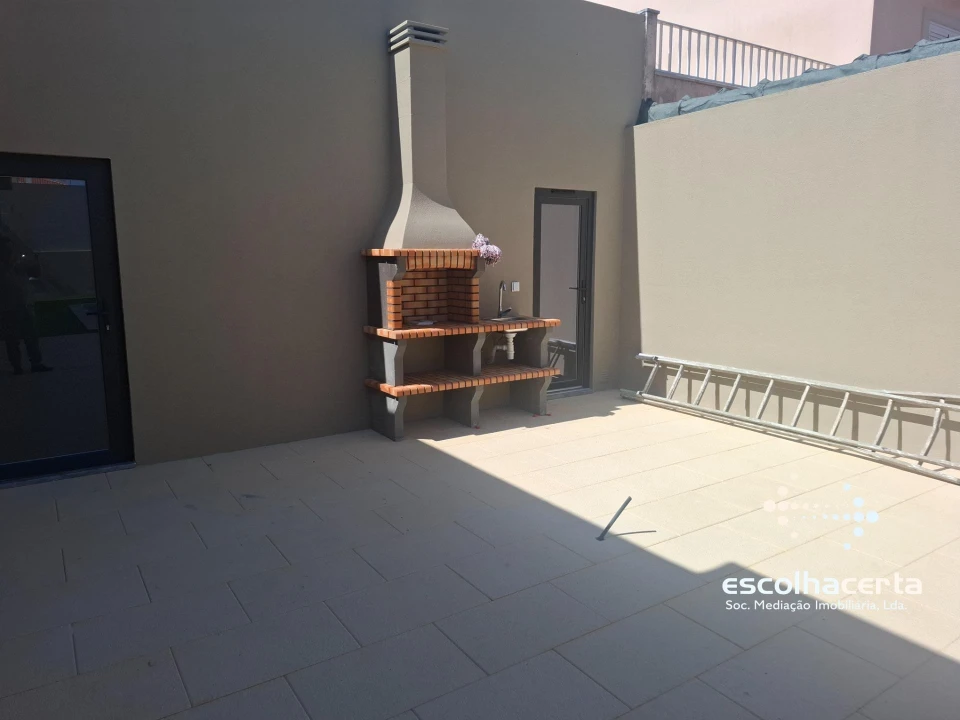 Moradia T4 para Venda em União das Freguesias de Setúbal Foto 13