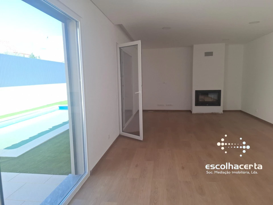 Moradia T4 para Venda em União das Freguesias de Setúbal Foto 9