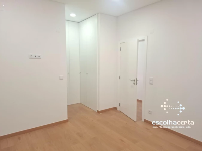 Moradia T4 para Venda em União das Freguesias de Setúbal Foto 28