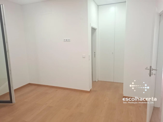 Moradia T4 para Venda em União das Freguesias de Setúbal Foto 29