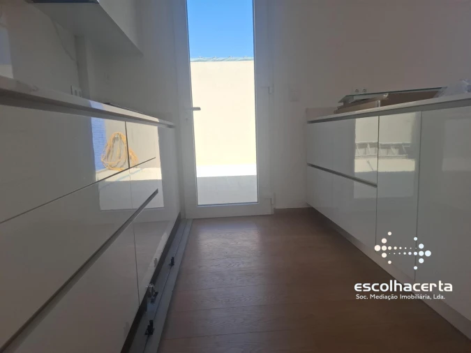Moradia T4 para Venda em União das Freguesias de Setúbal Foto 6