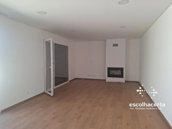 Moradia T4 para Venda em União das Freguesias de Setúbal Foto 7