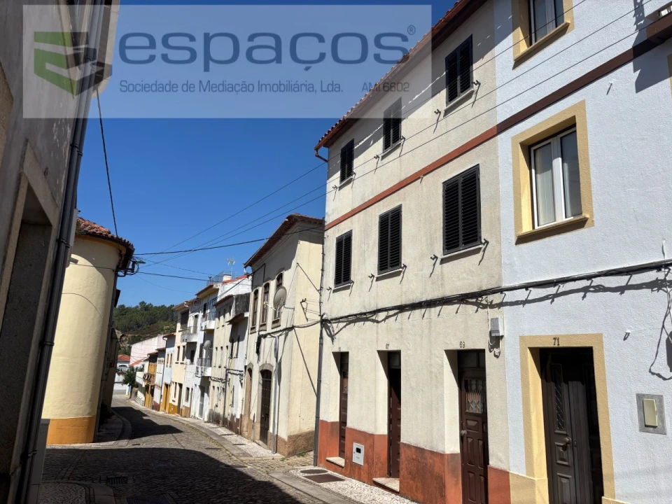 Moradia T2 para Venda em Sobreira Formosa e Alvito da Beira Foto 2