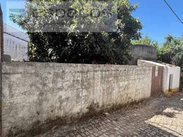 Moradia T2 para Venda em Sobreira Formosa e Alvito da Beira