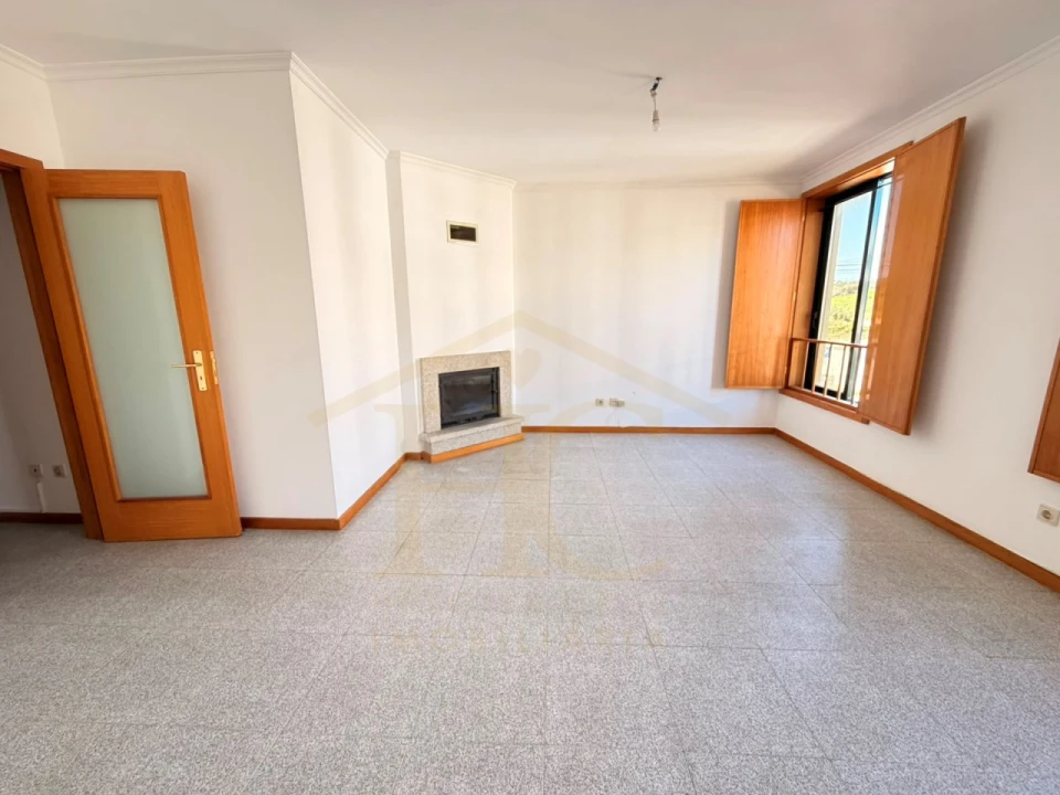 Apartamento T2 para Venda em Touguinha e Touguinhó Foto 2