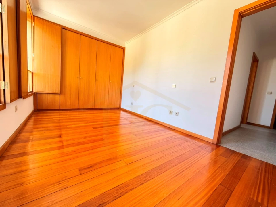 Apartamento T2 para Venda em Touguinha e Touguinhó Foto 7