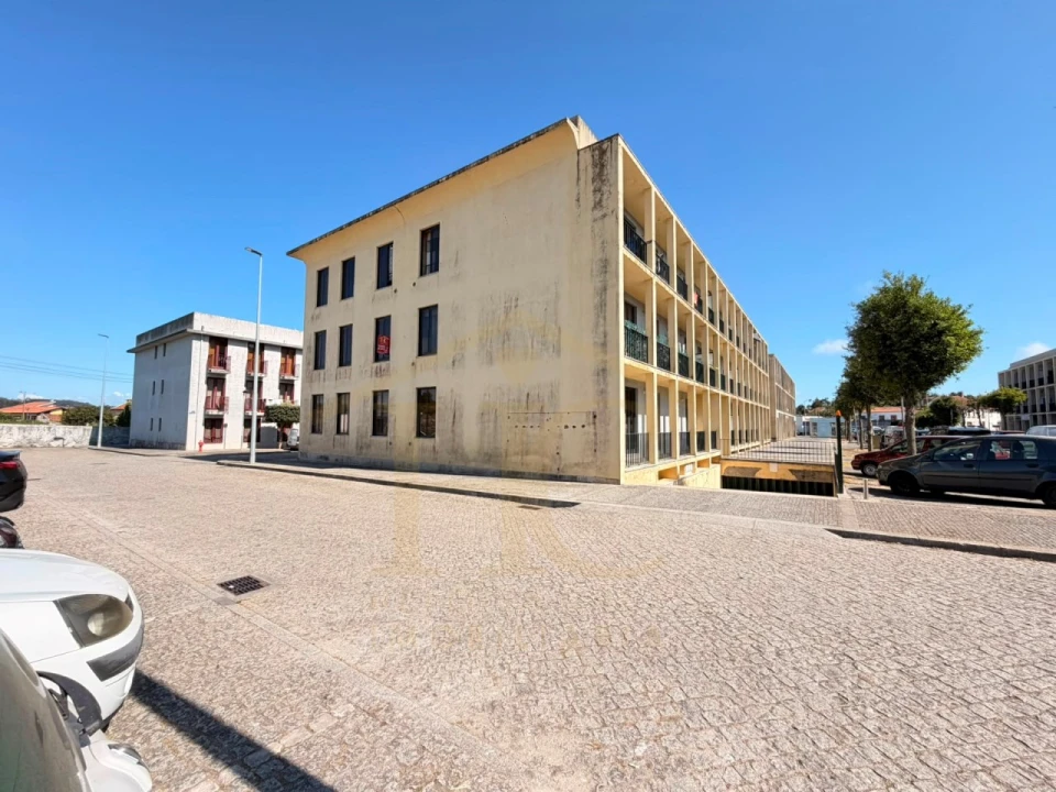 Apartamento T2 para Venda em Touguinha e Touguinhó Foto 23