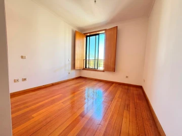Apartamento T2 para Venda em Touguinha e Touguinhó