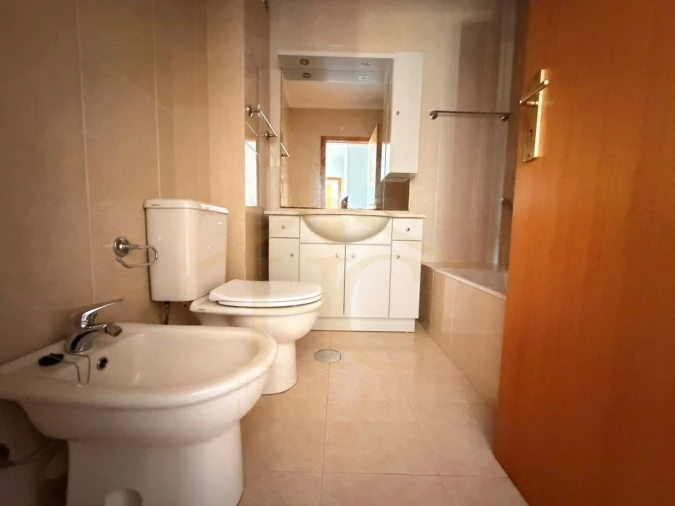Apartamento T2 para Venda em Touguinha e Touguinhó Foto 13