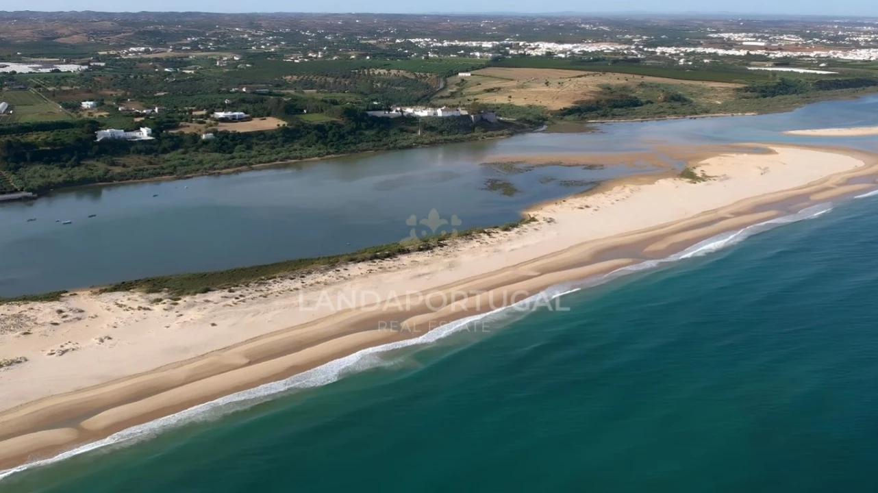 Moradia T3 para Venda em Vila Nova de Cacela Foto 4