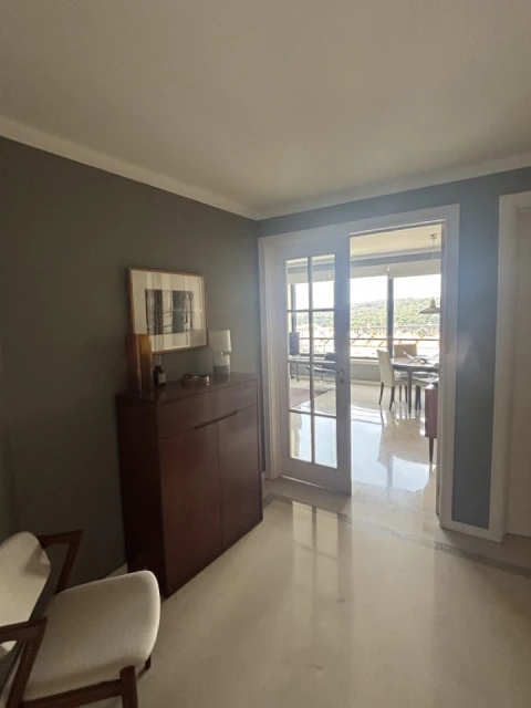 Apartamento T1 para Venda em Campolide