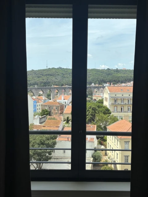 Apartamento T1 para Venda em Campolide