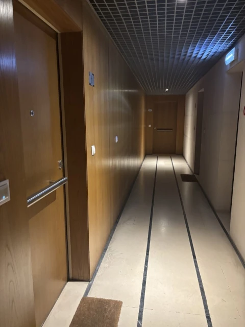 Apartamento T1 para Venda em Campolide