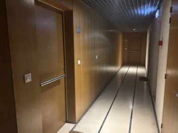 Apartamento T1 para Venda em Campolide