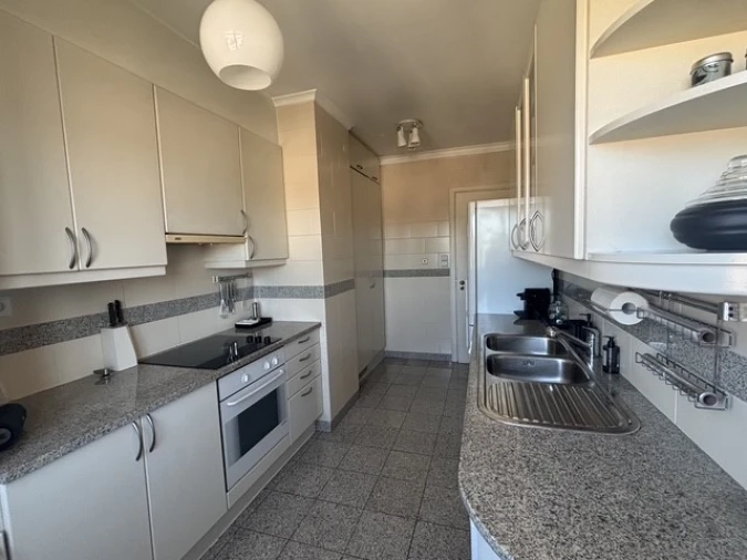 Apartamento T1 para Venda em Campolide Foto 16
