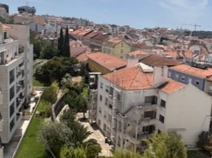 Apartamento T1 para Venda em Campolide Foto 31