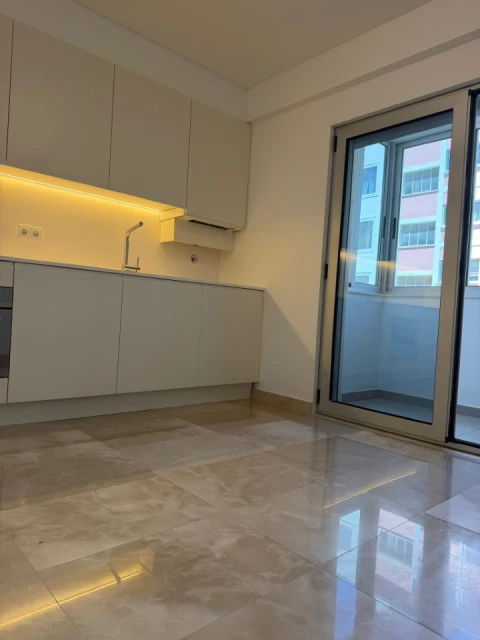 Apartamento T1 para Venda em Arroios