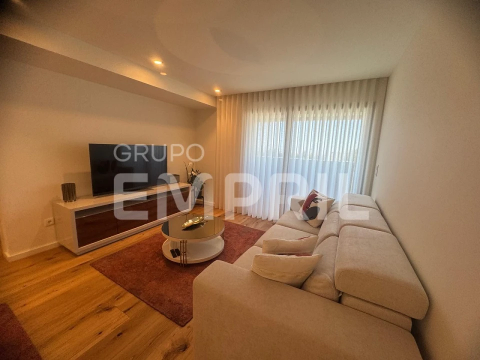Apartamento T2 para Venda em Santa Marinha e São Pedro da Afurada Foto 1