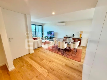 Apartamento T2 para Venda em Santa Marinha e São Pedro da Afurada