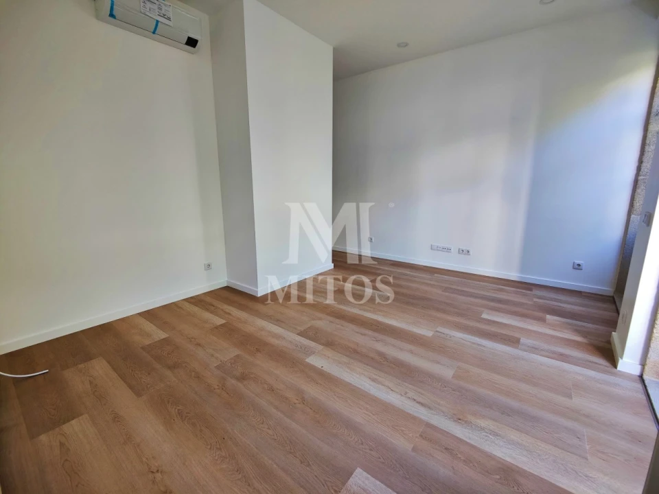 Apartamento T1 para Arrendamento em Santa Maria Maior e Monserrate e Meadela Foto 4