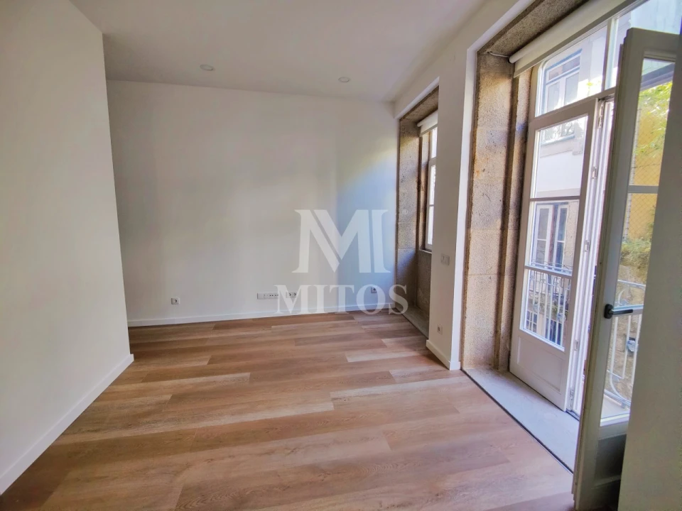 Apartamento T1 para Arrendamento em Santa Maria Maior e Monserrate e Meadela Foto 6