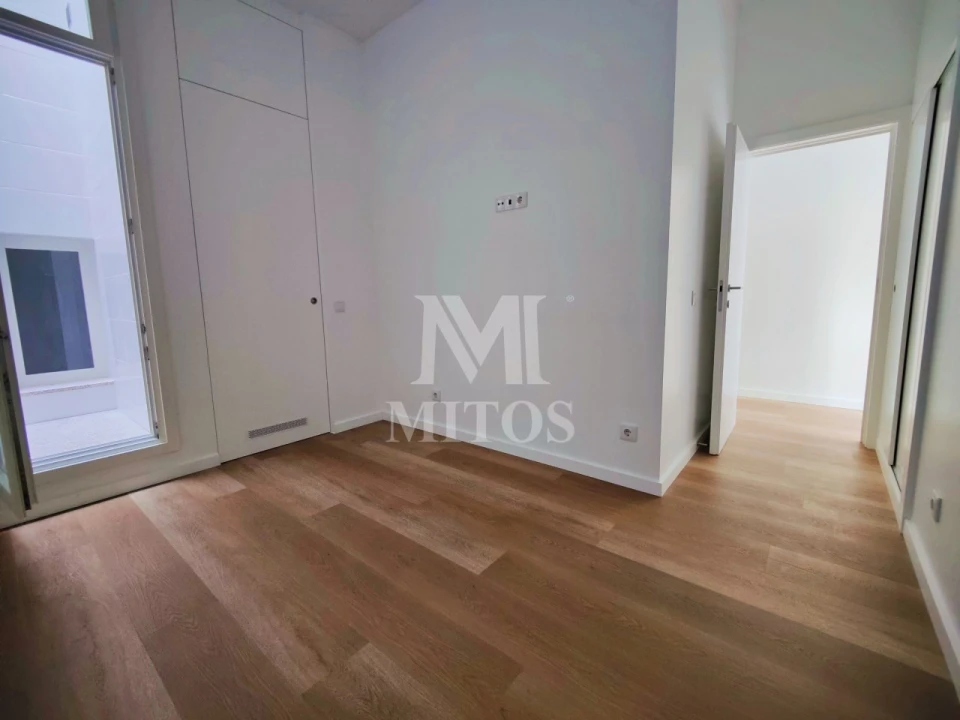Apartamento T1 para Arrendamento em Santa Maria Maior e Monserrate e Meadela Foto 7