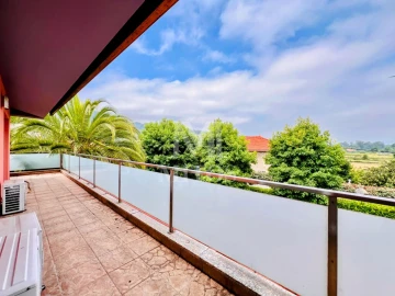 Moradia T3 para Venda em Geraz do Lima (Santa Maria, Santa Leocádia, Moreira), Deão