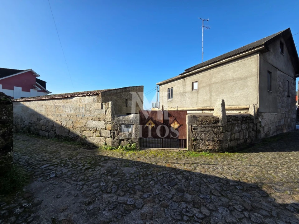 Moradia T4 para Venda em Vila Nova de Anha Foto 34