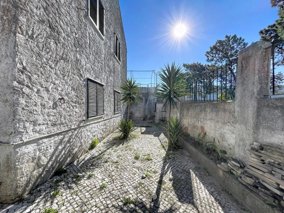 Moradia T5 para Venda em Charneca de Caparica e Sobreda Foto 11