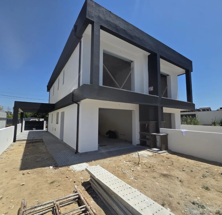 Moradia T3 para Venda em Fernao Ferro Foto 2