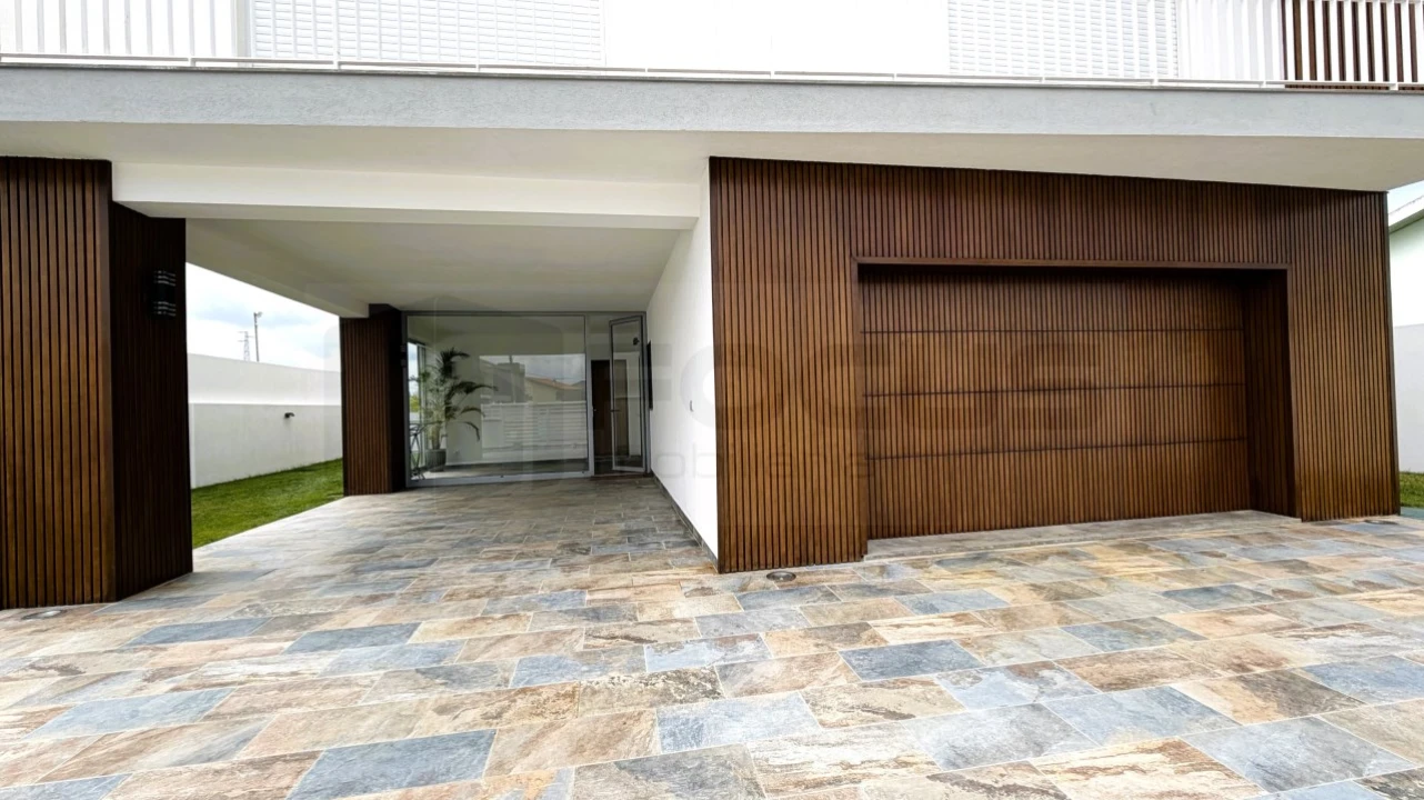 Moradia T5 para Venda em Gafanha da Encarnação Foto 10